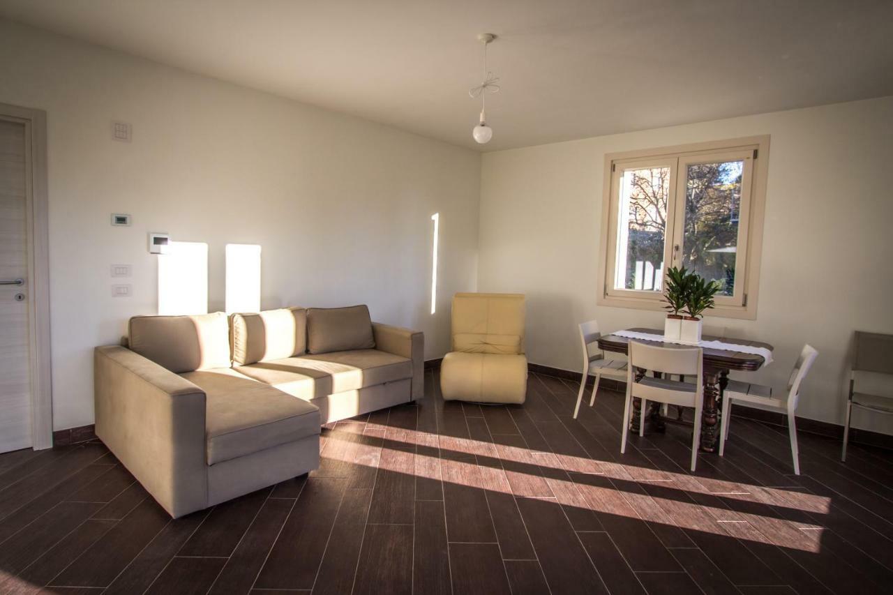 Boutique Apartment - La Dolce Vita Reno Di Leggiuno Dış mekan fotoğraf