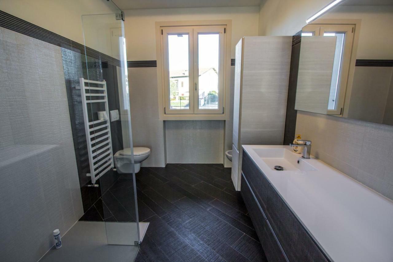 Boutique Apartment - La Dolce Vita Reno Di Leggiuno Dış mekan fotoğraf