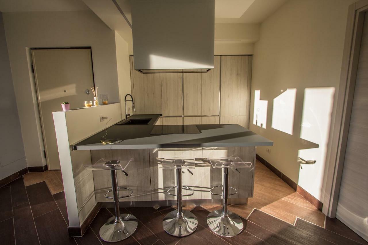 Boutique Apartment - La Dolce Vita Reno Di Leggiuno Dış mekan fotoğraf